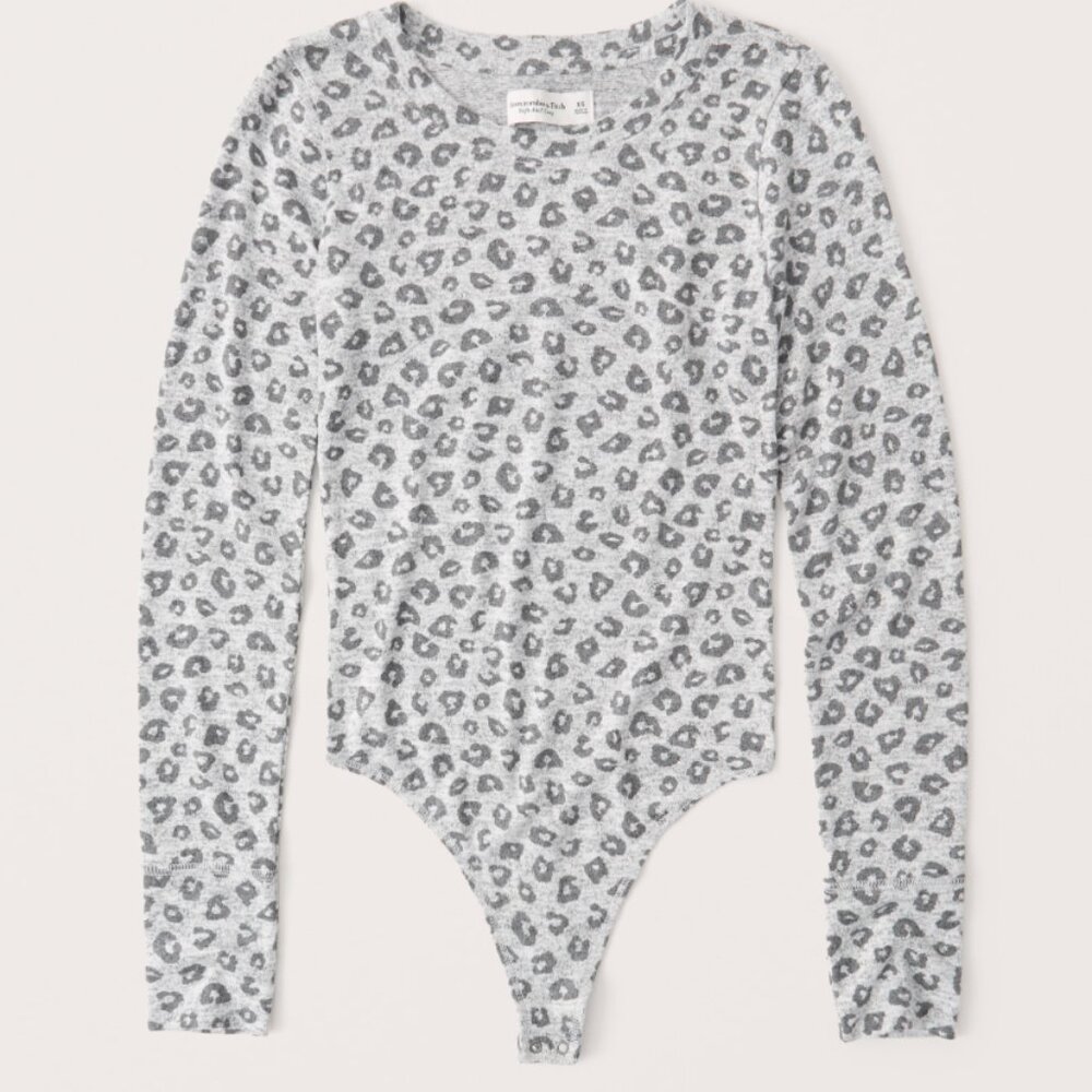 Abercrombie Long‑Sleeve Grey Leopard‑Print Bodysuit – Size XS